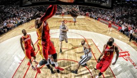 优直播-风暴中心的指挥官：2015英超十大教头生存实录